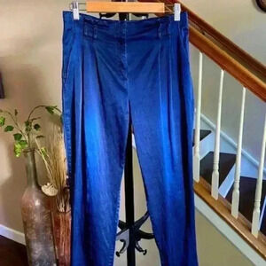 Trussardi Italy Dark Navy Pleated High Waist Women Pants. Italy size 40 (US 4)